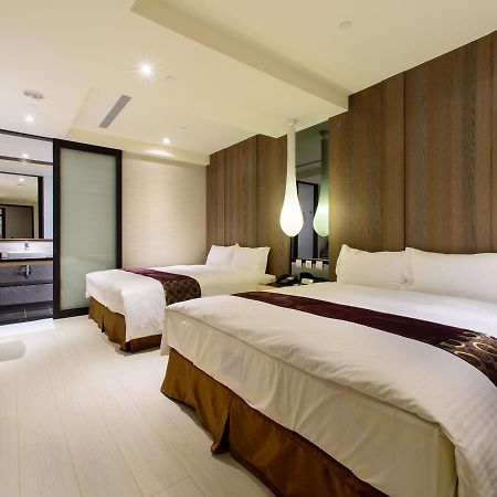 Stay Hotel - Taichung Zhongqing Dış mekan fotoğraf