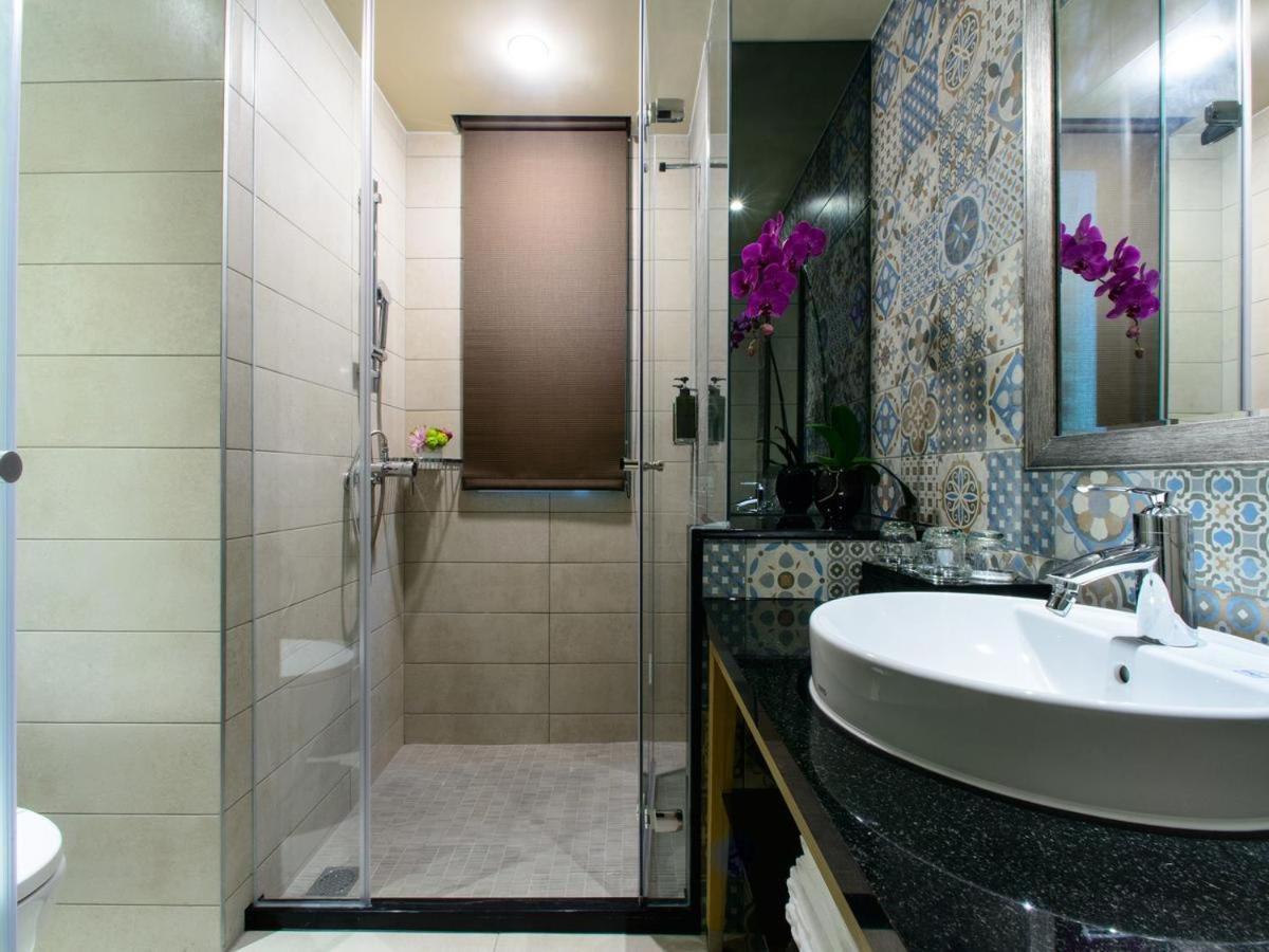 Stay Hotel - Taichung Zhongqing Dış mekan fotoğraf