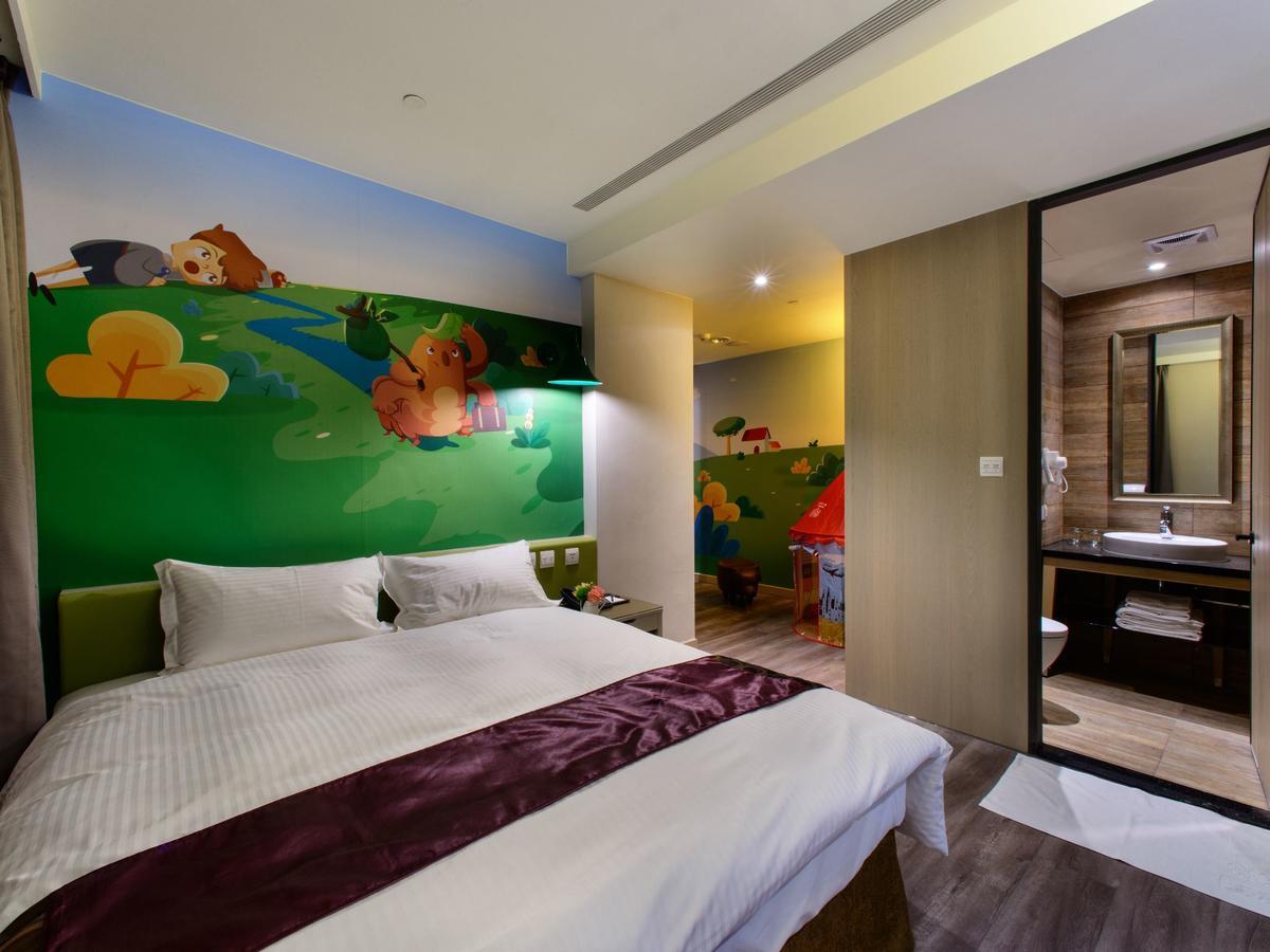 Stay Hotel - Taichung Zhongqing Dış mekan fotoğraf
