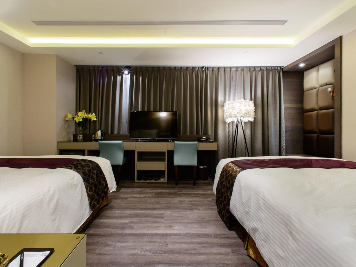 Stay Hotel - Taichung Zhongqing Dış mekan fotoğraf