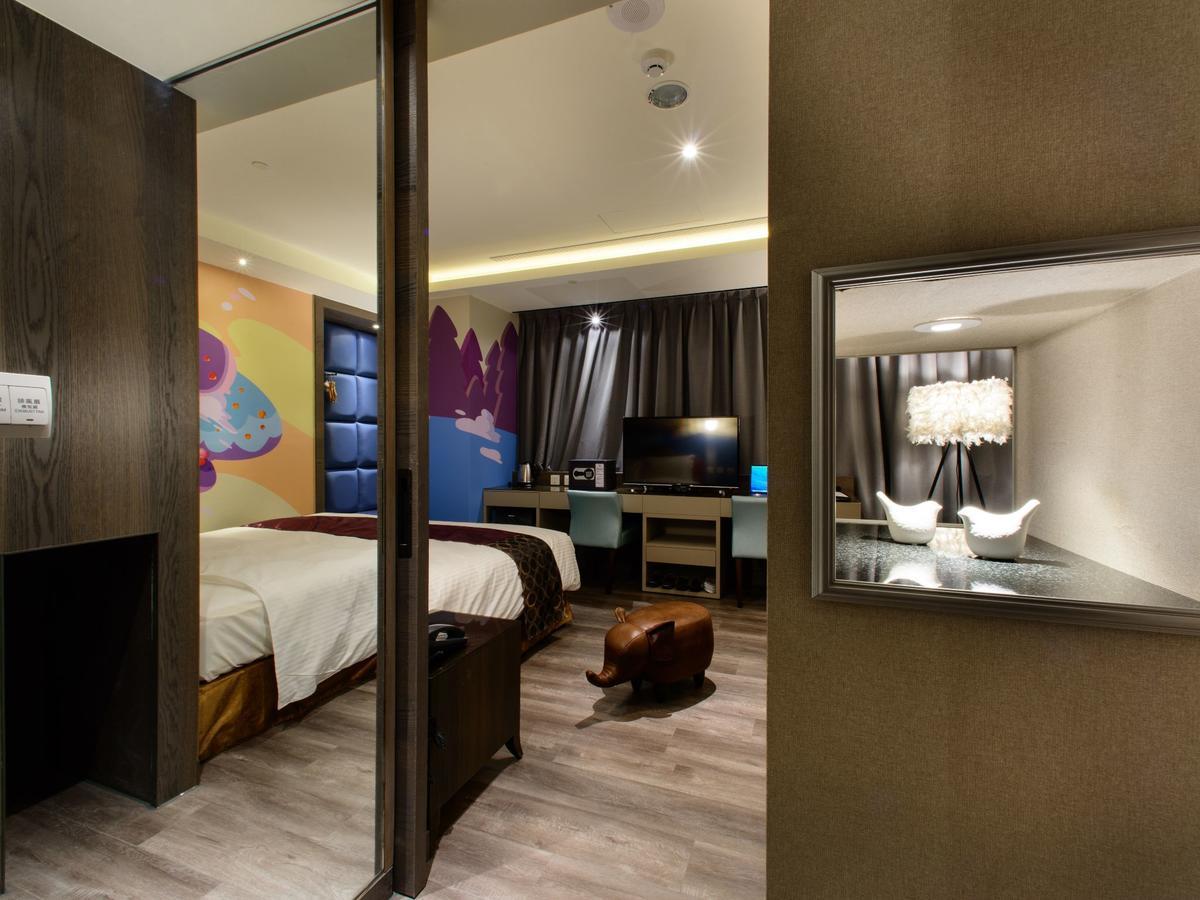 Stay Hotel - Taichung Zhongqing Dış mekan fotoğraf