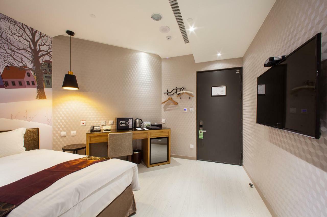 Stay Hotel - Taichung Zhongqing Dış mekan fotoğraf